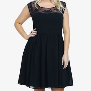 FLORAL EMBROIDERED MESH ILLUSION DRESS